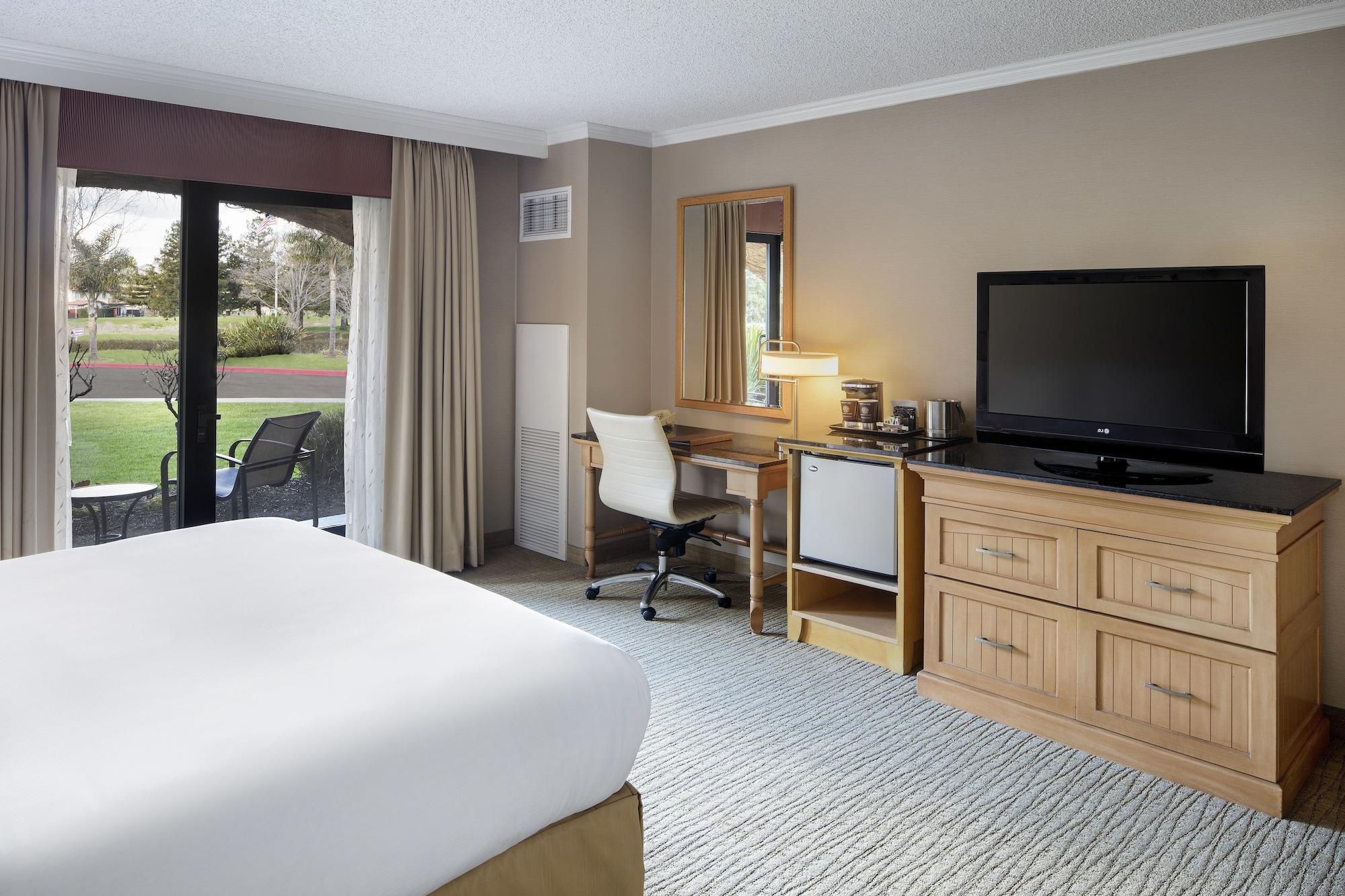 Doubletree By Hilton Sonoma Wine Country Hotel Rohnert Park Exterior photo