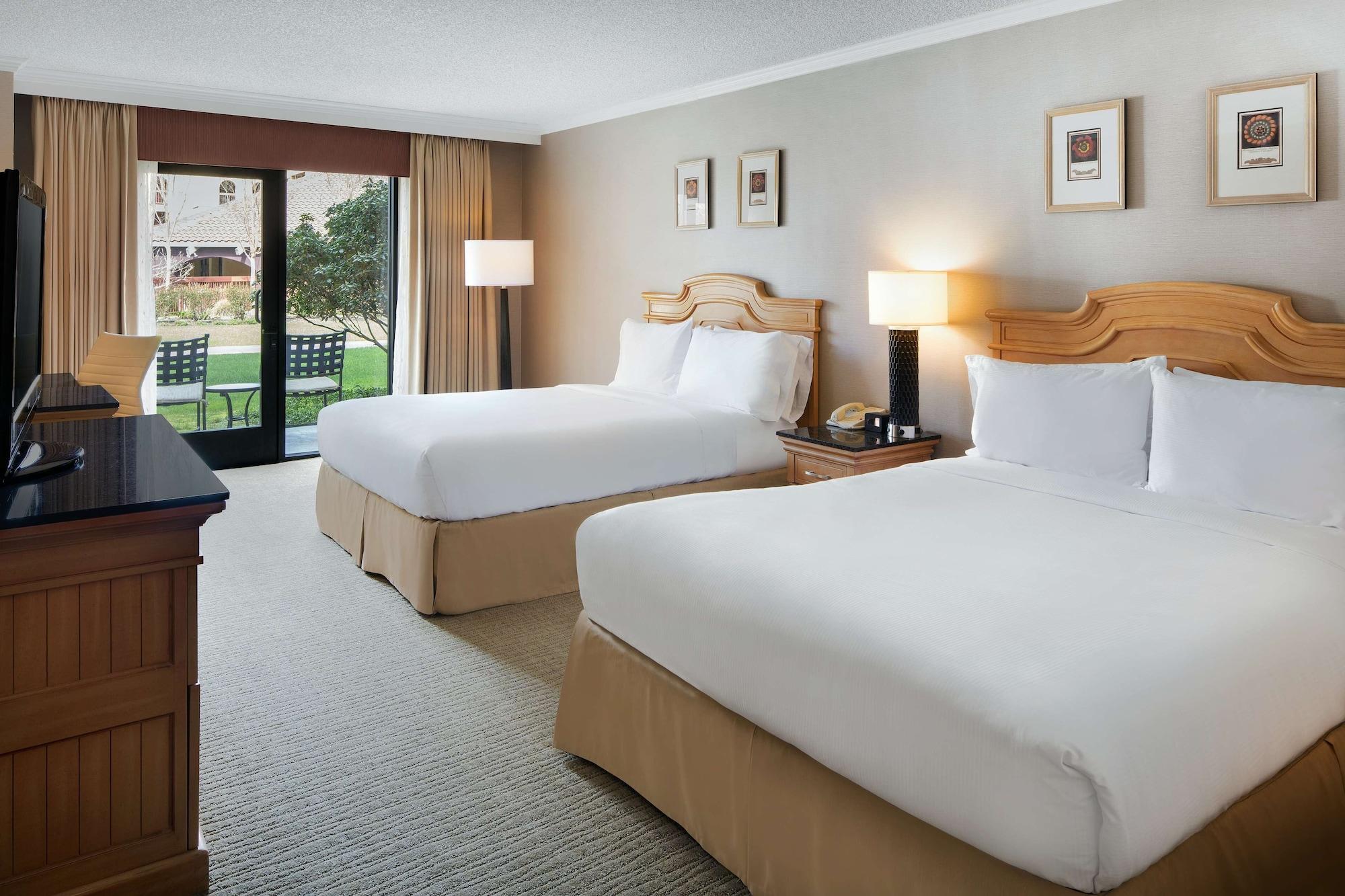 Doubletree By Hilton Sonoma Wine Country Hotel Rohnert Park Exterior photo
