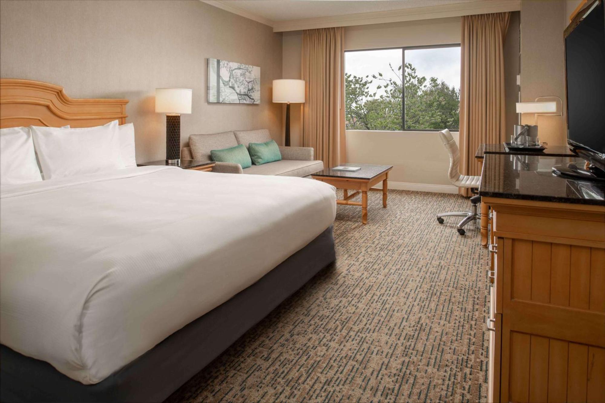 Doubletree By Hilton Sonoma Wine Country Hotel Rohnert Park Exterior photo